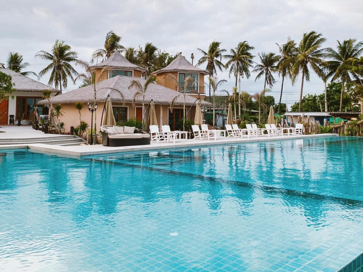 Seaman Resort Haad Chao Samran Exterior photo