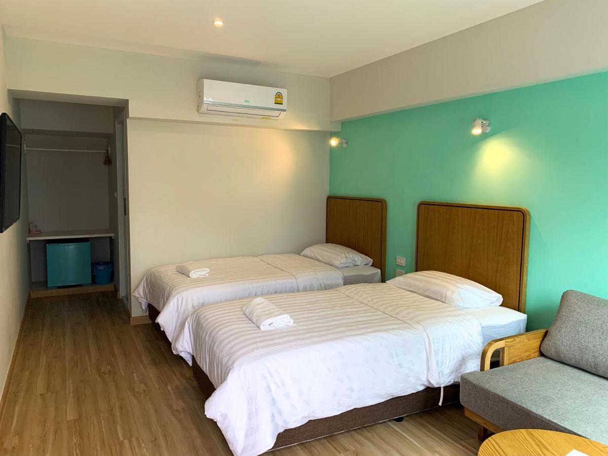 Seaman Resort Haad Chao Samran Exterior photo
