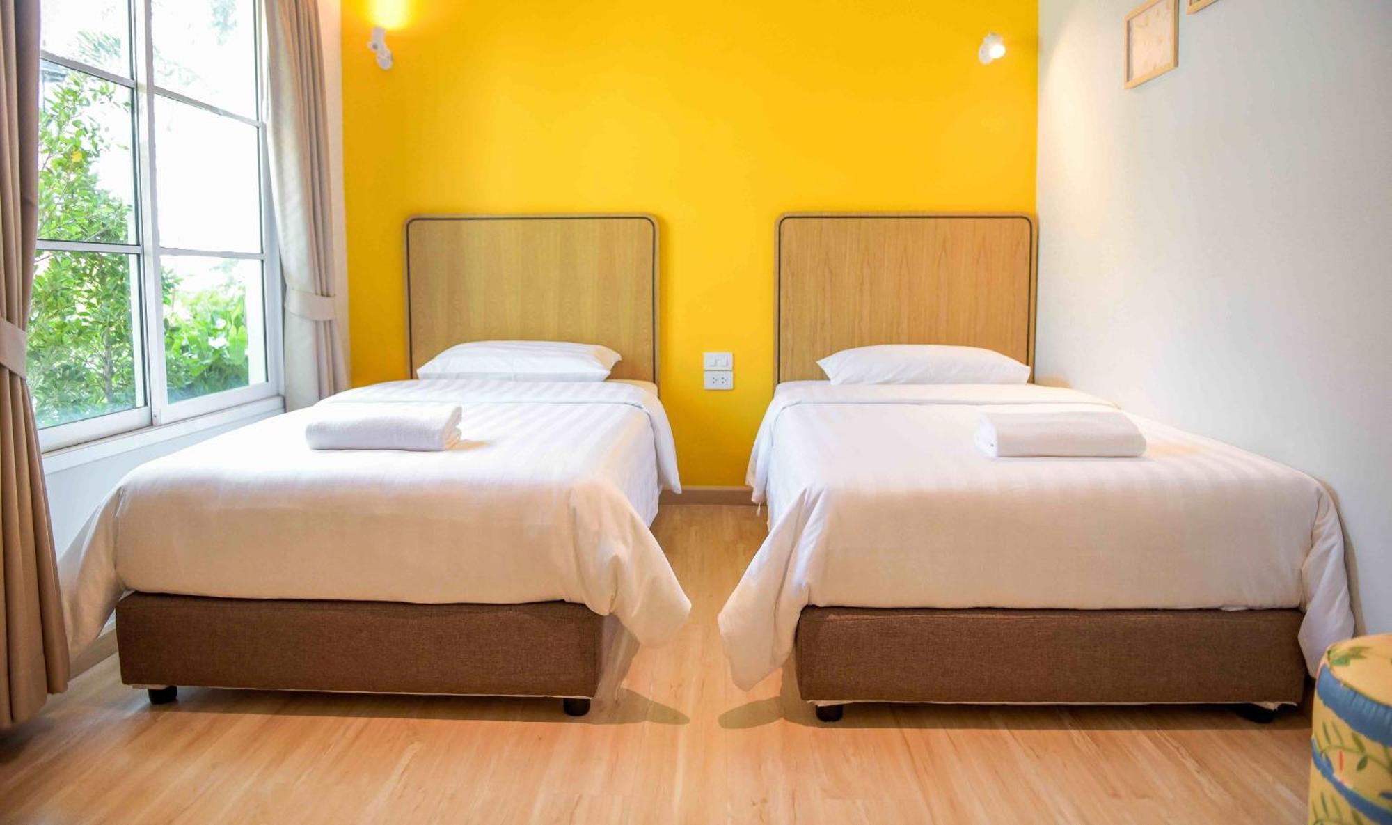 Seaman Resort Haad Chao Samran Exterior photo