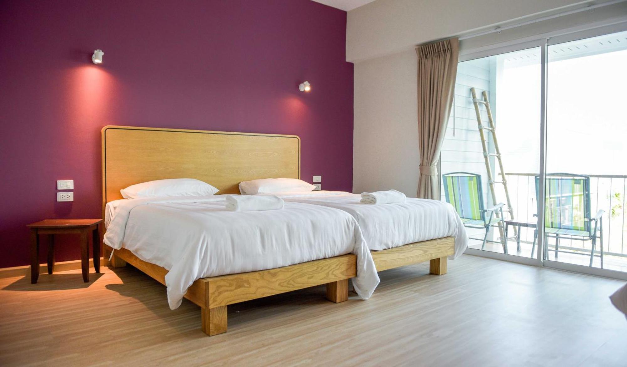 Seaman Resort Haad Chao Samran Exterior photo
